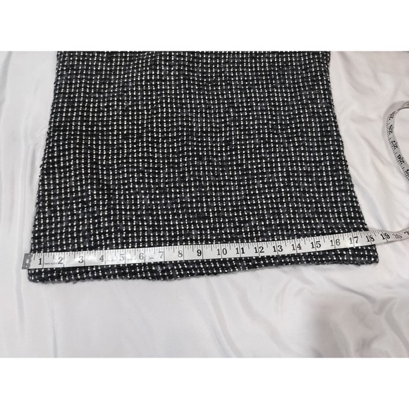 Roolee Brand Sweater Style Blouse with 3 Quarter Sleeves - Picture 8 of 9